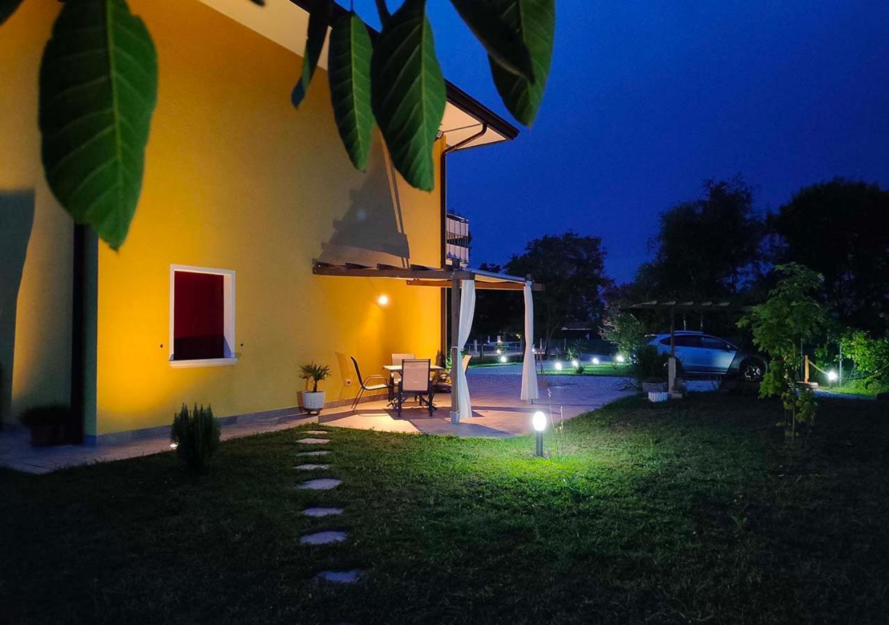 Ferienwohnung Yard 151 Noventa di Piave Exterior foto